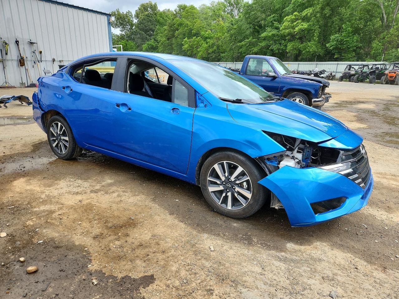 2024 NISSAN VERSA SV photo 7