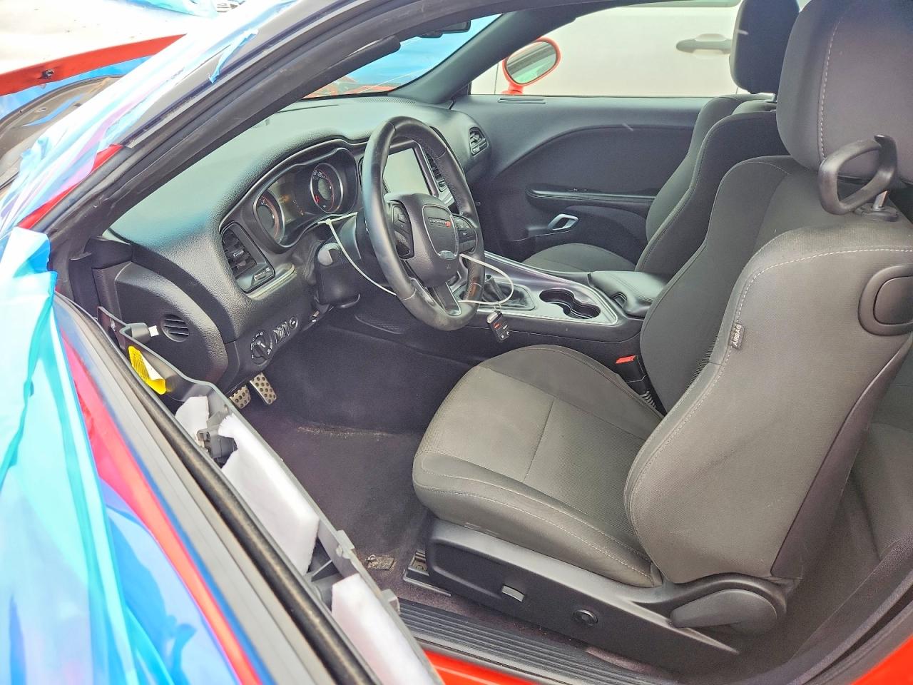 2016 DODGE CHALLENGER R photo 13