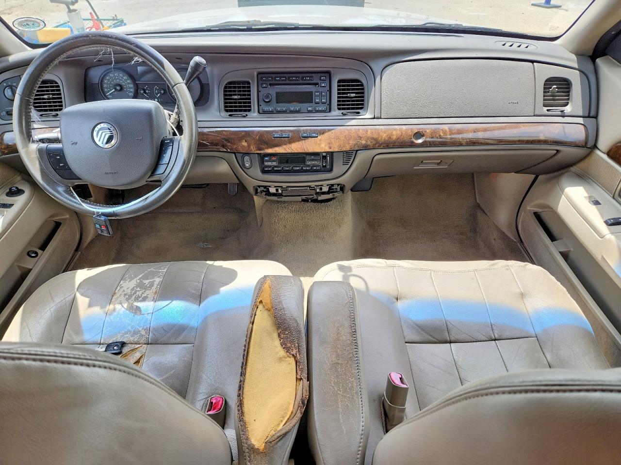 2010 MERCURY GRAND MARQUIS LS photo 22