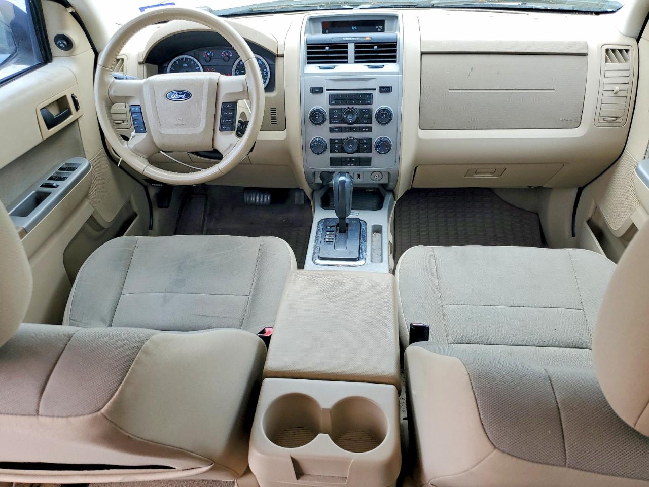 2012 FORD ESCAPE XLT photo 15