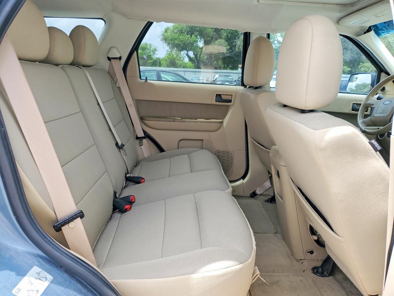 2012 FORD ESCAPE XLT photo 19