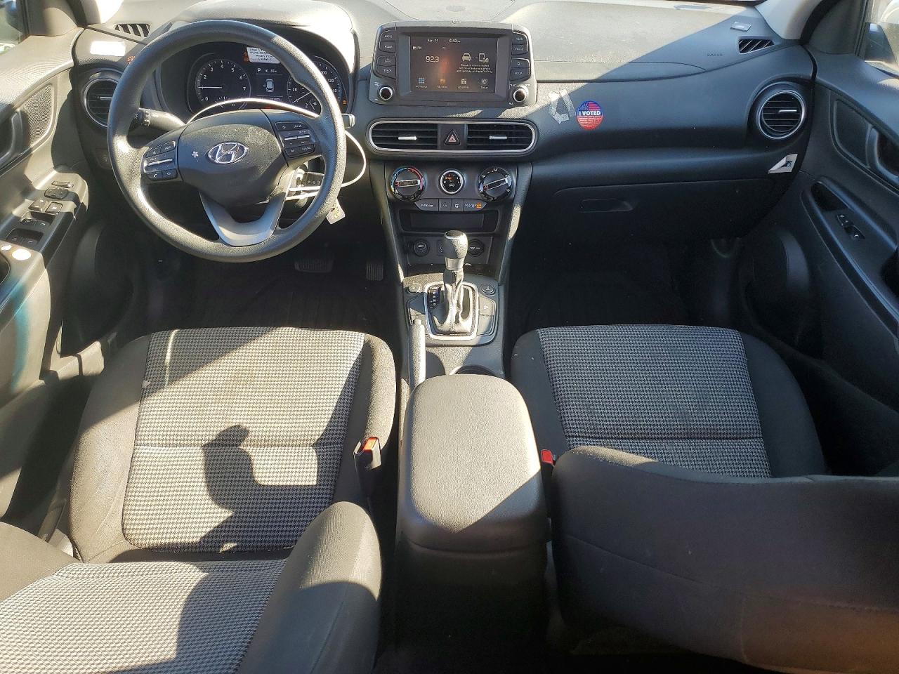 2020 HYUNDAI KONA SE photo 8