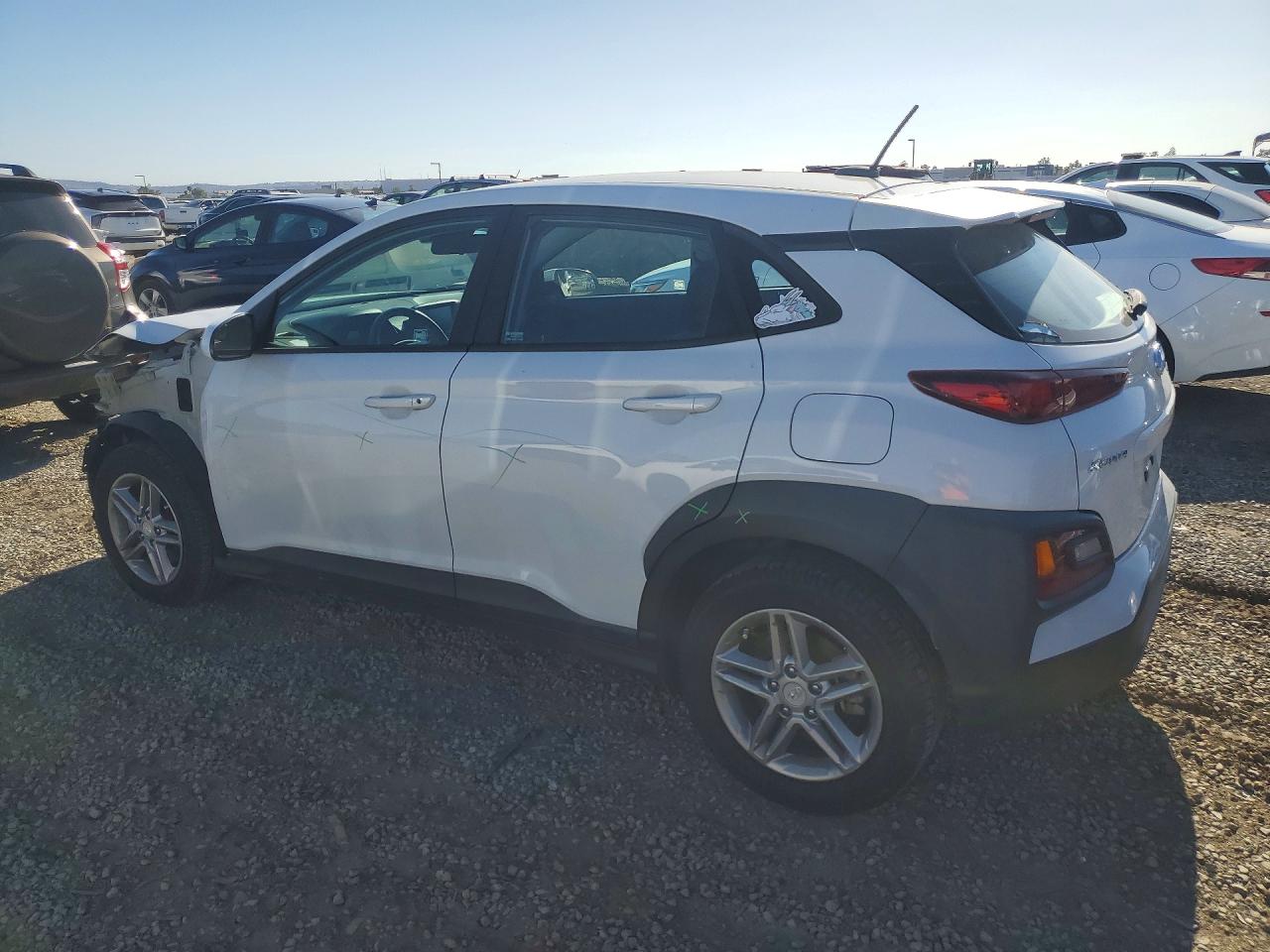2020 HYUNDAI KONA SE photo 2