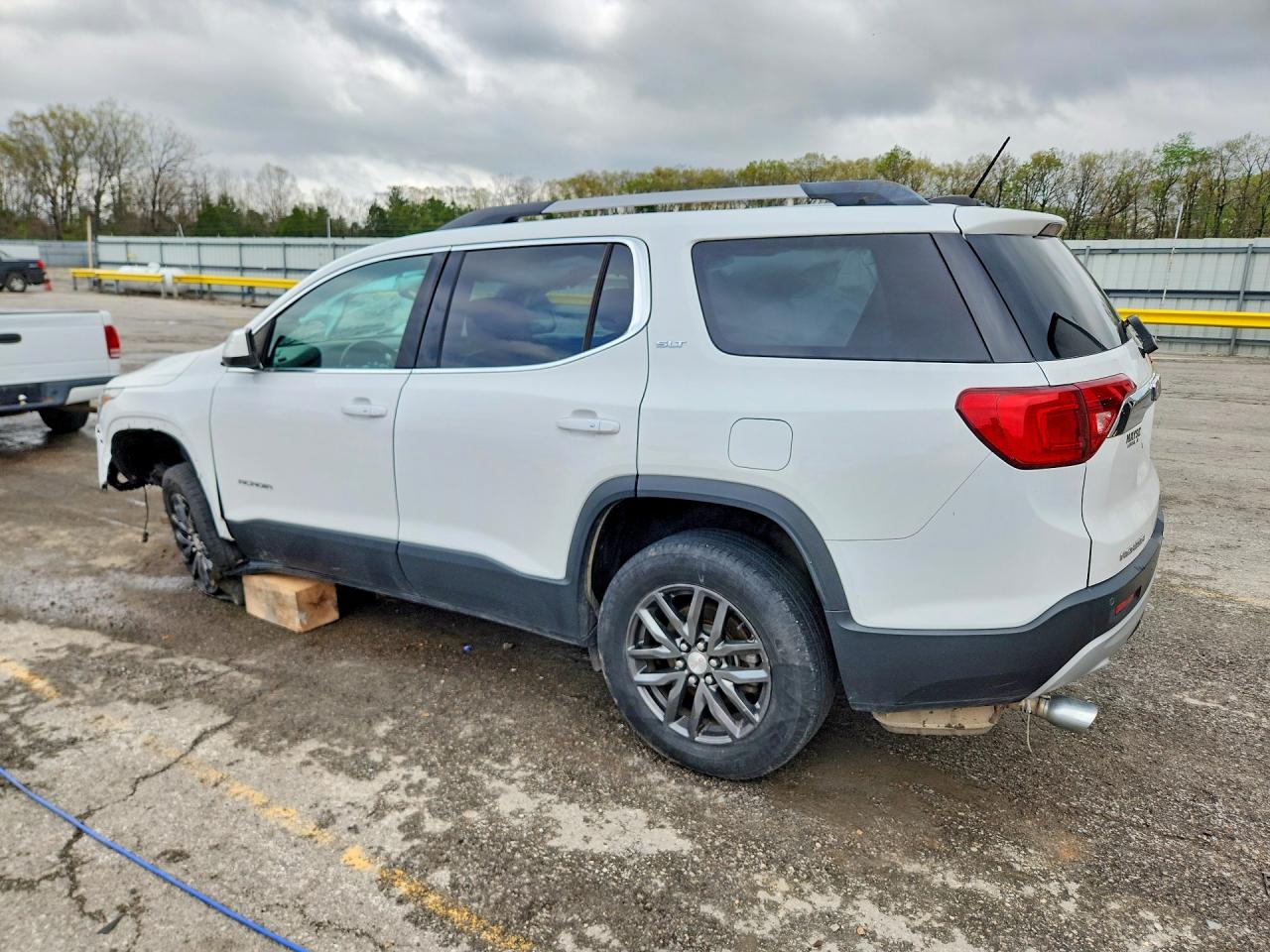 2019 GMC ACADIA SLT-1 photo 3