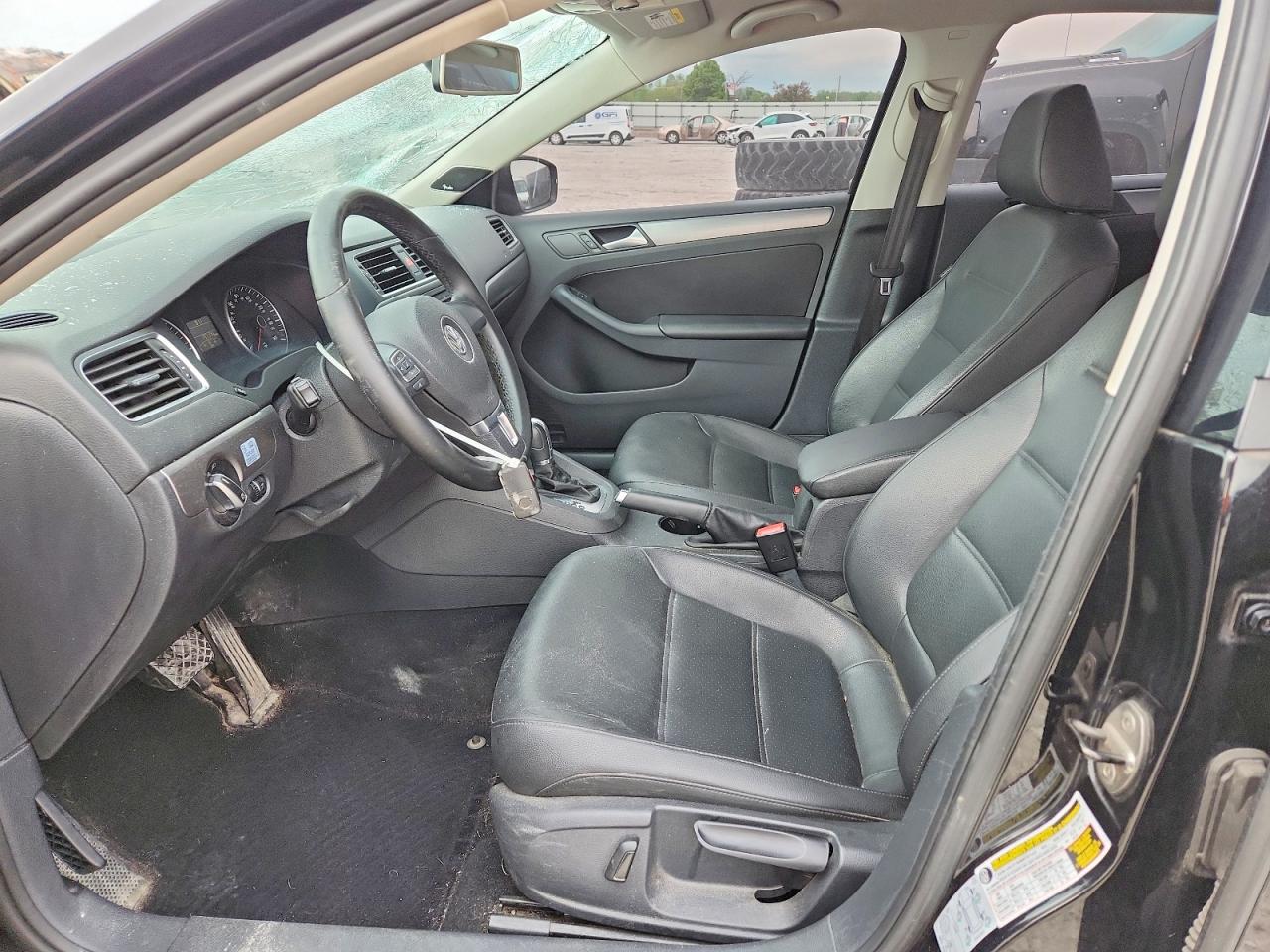 2014 VOLKSWAGEN JETTA TDI photo 19