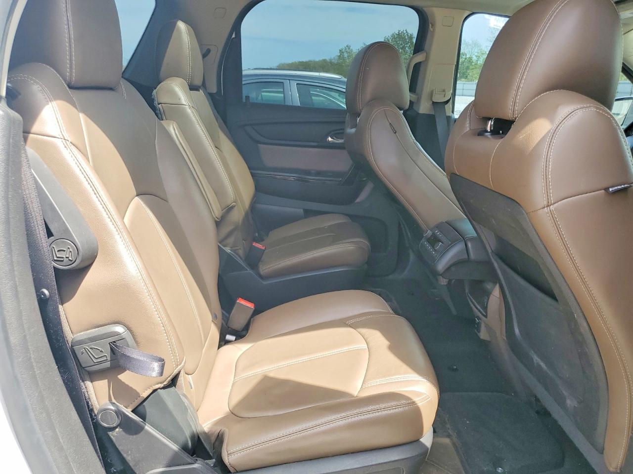 2016 GMC ACADIA photo 31