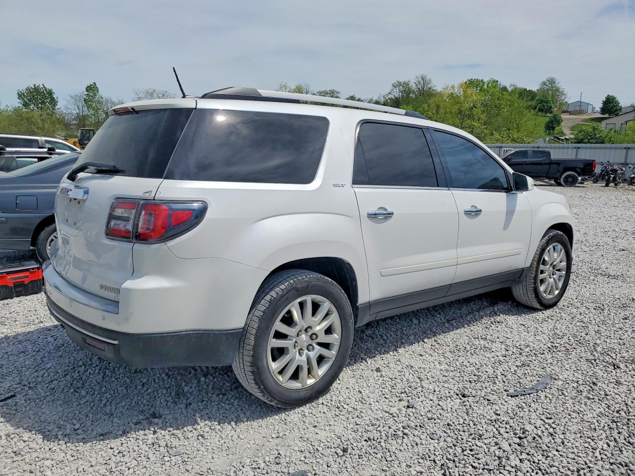 2016 GMC ACADIA photo 7