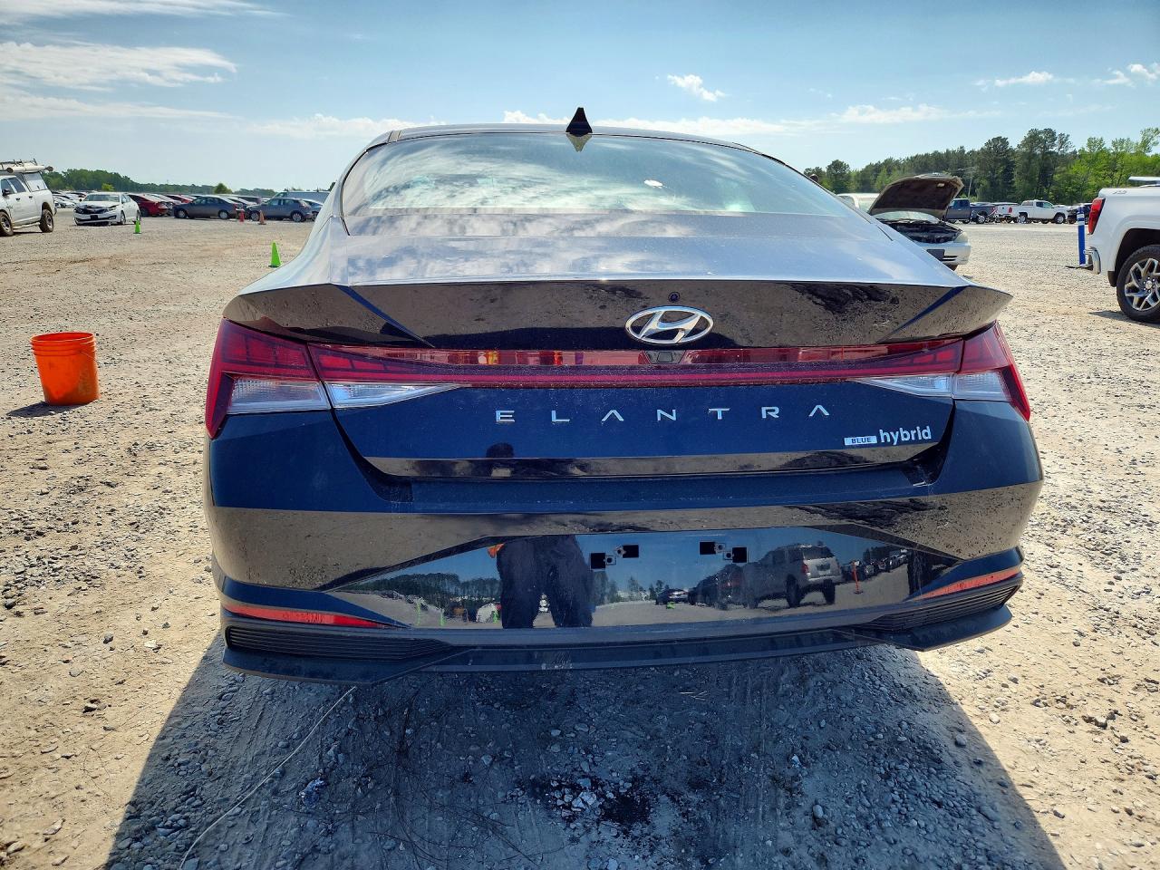 2023 HYUNDAI ELANTRA BLUE photo 16