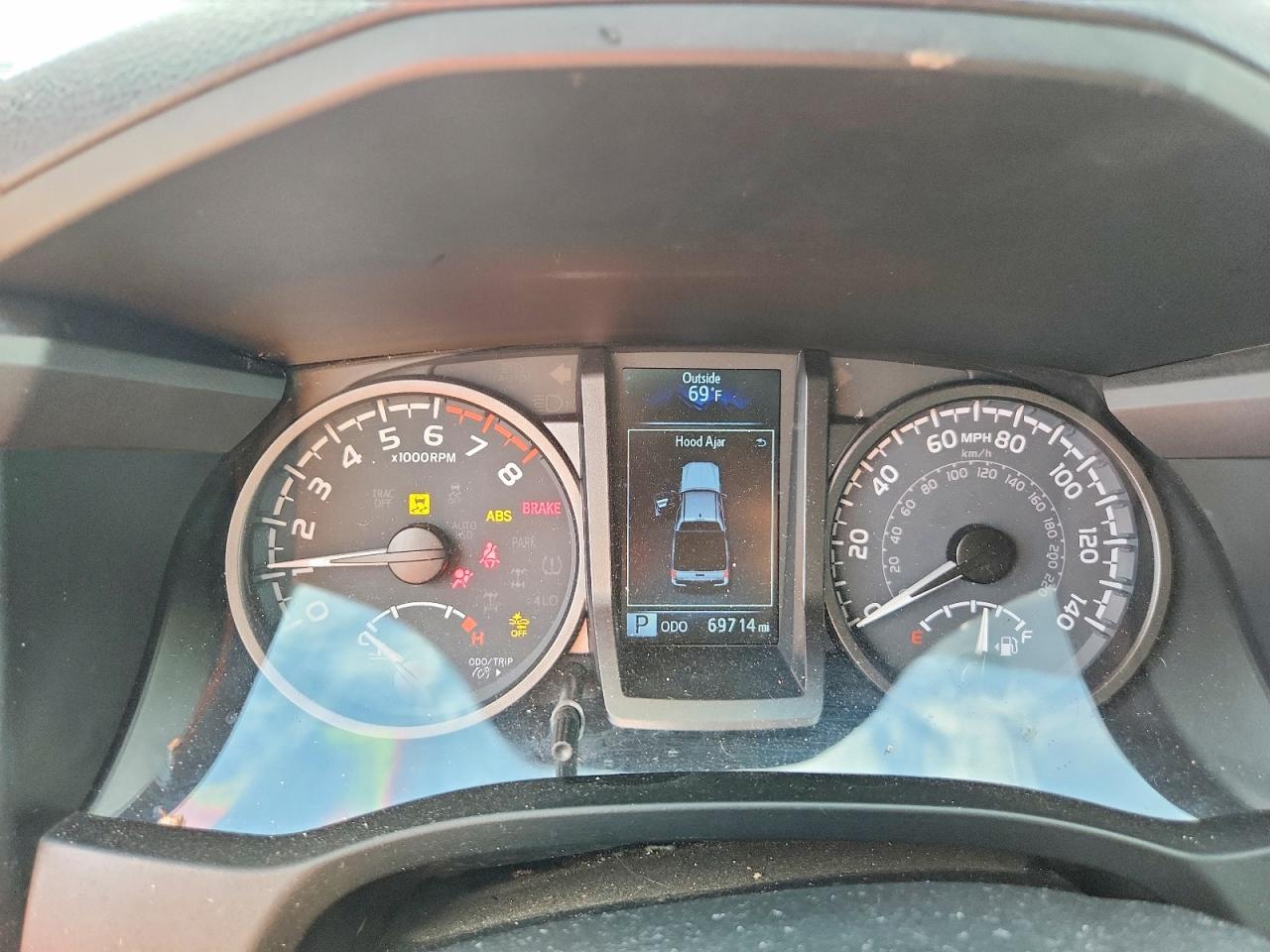 2022 TOYOTA TACOMA TRD OFF-ROAD photo 17