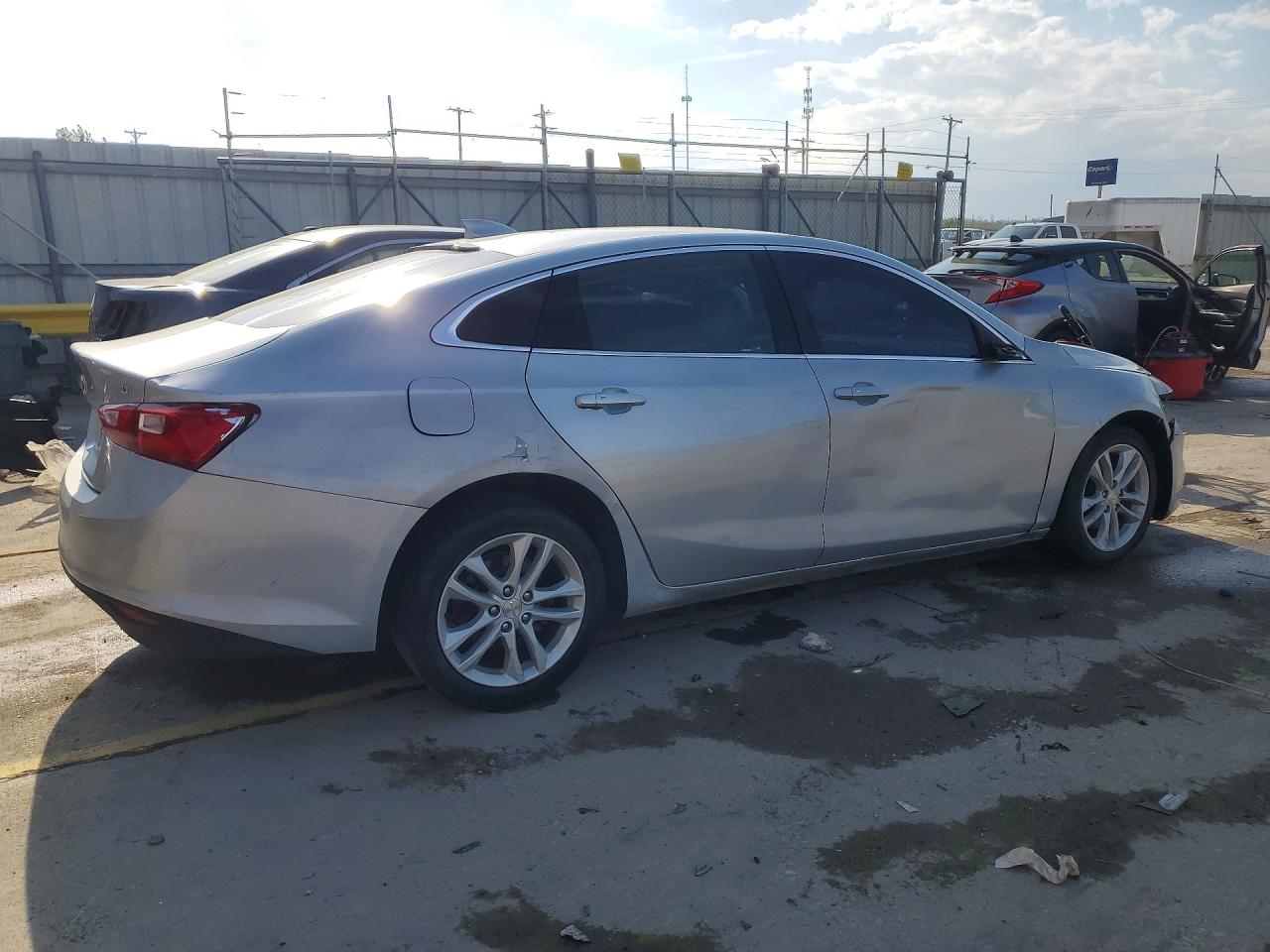 2016 CHEVROLET MALIBU LT photo 3