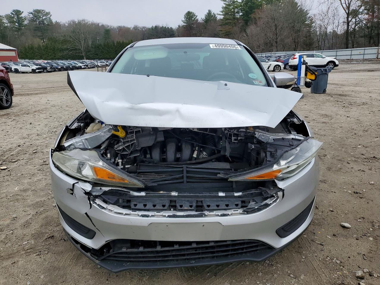 2017 FORD FOCUS SE photo 9