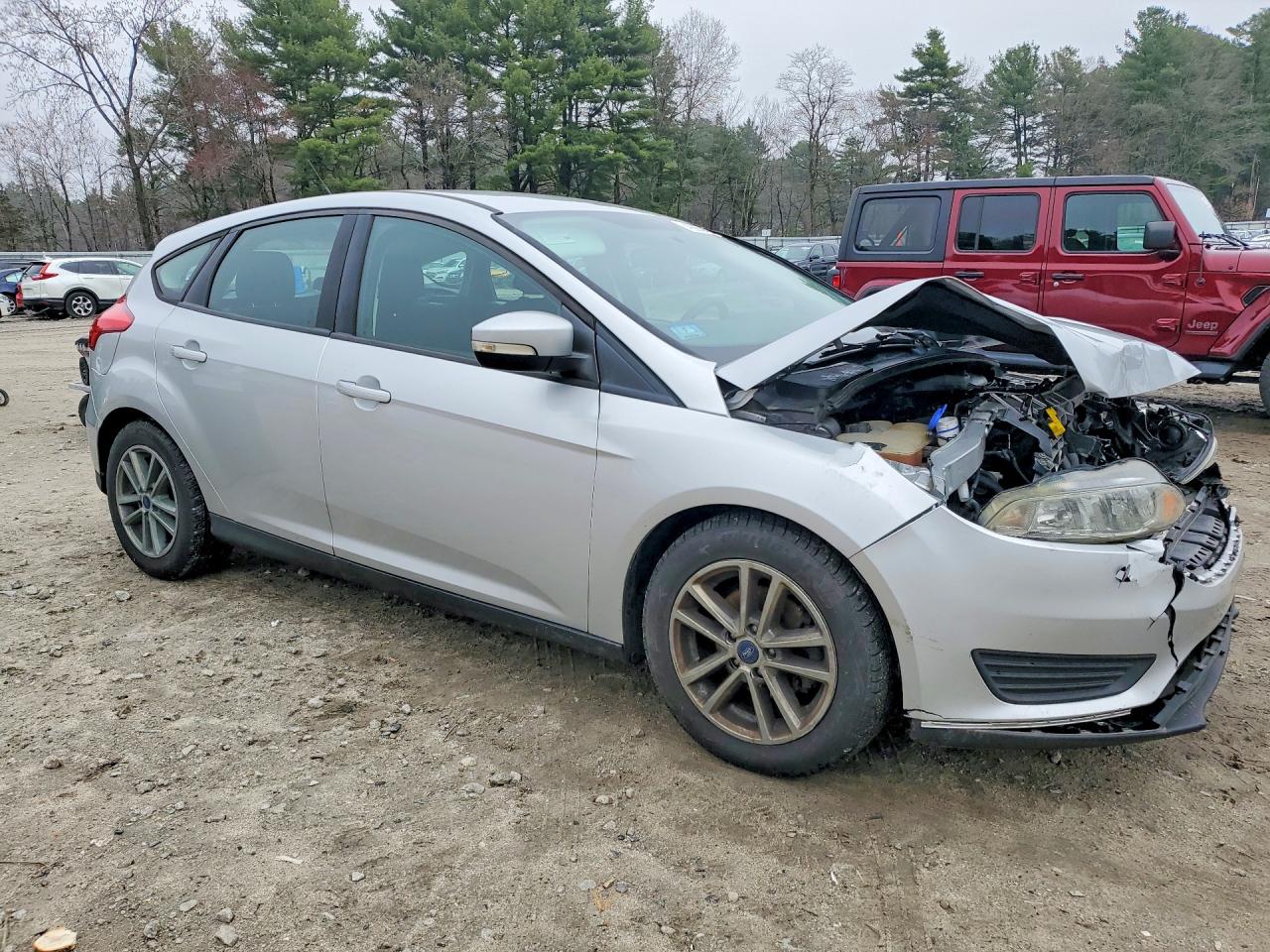 2017 FORD FOCUS SE photo 7