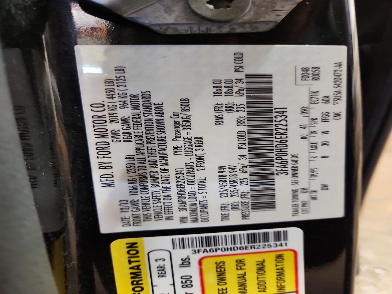 2014 FORD FUSION SE photo 23