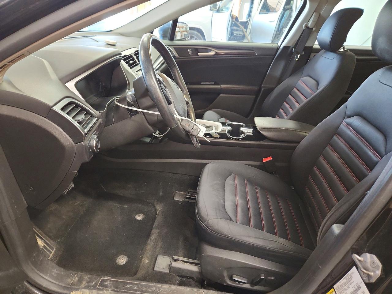2014 FORD FUSION SE photo 13