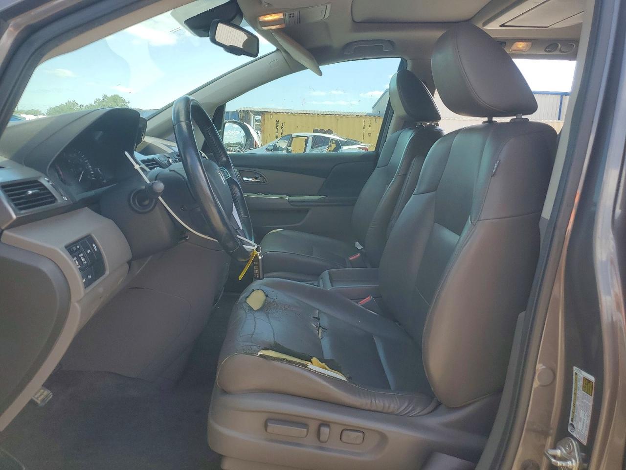 2014 HONDA ODYSSEY TOURING photo 13