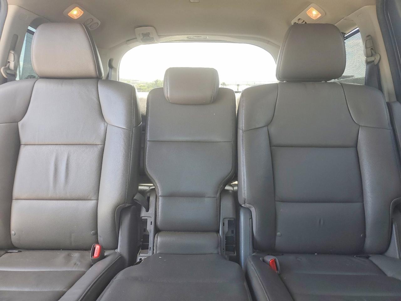 2014 HONDA ODYSSEY TOURING photo 19