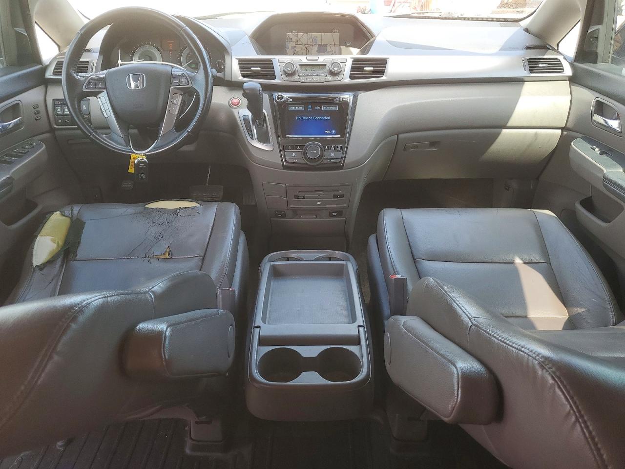 2014 HONDA ODYSSEY TOURING photo 15