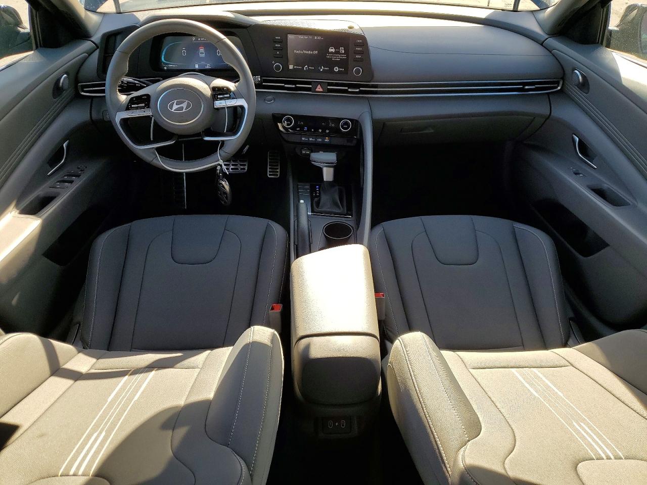 2025 HYUNDAI ELANTRA SEL SPORT photo 15