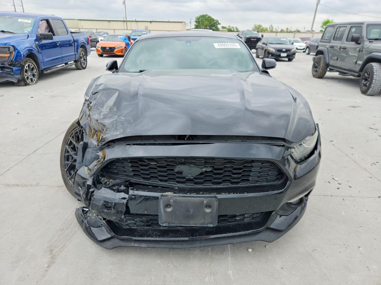2016 FORD MUSTANG photo 9