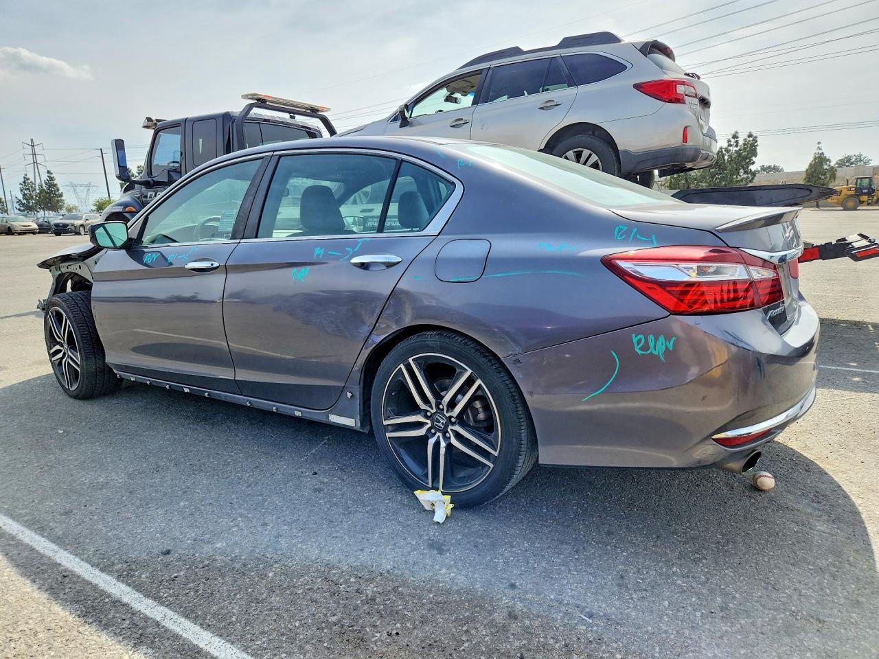 2017 HONDA ACCORD SPORT photo 3