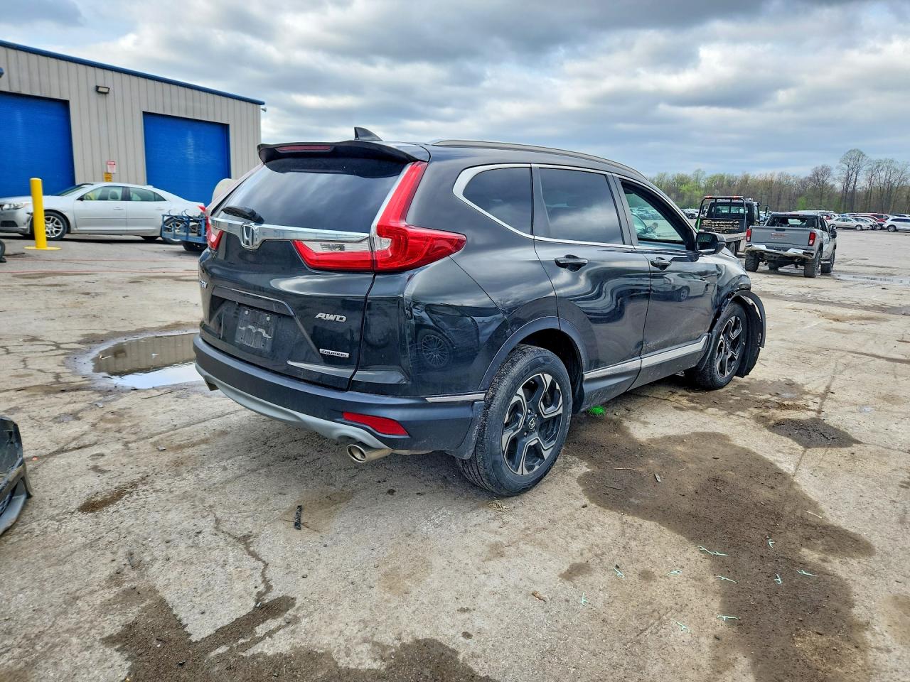 2017 HONDA CR-V TOURING photo 3
