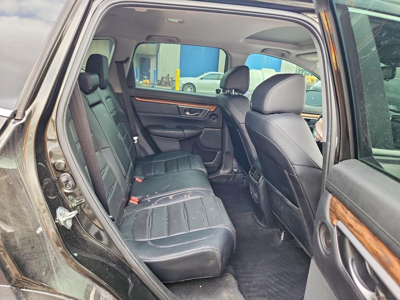 2017 HONDA CR-V TOURING photo 11