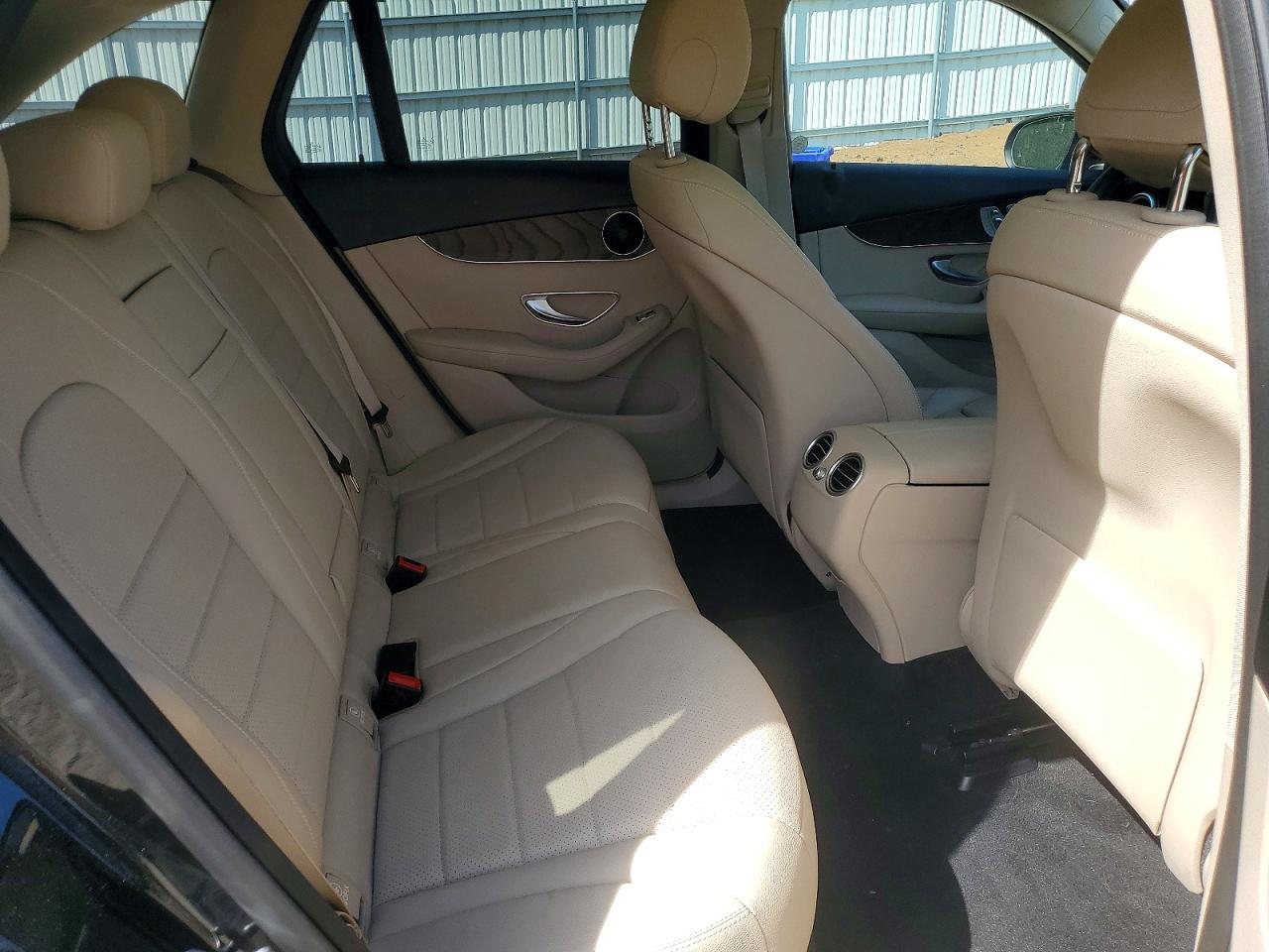 2020 MERCEDES-BENZ GLC 300 photo 19