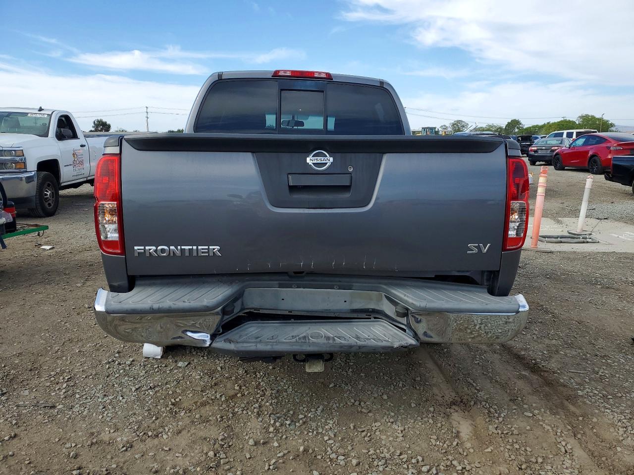 2019 NISSAN FRONTIER SV photo 16