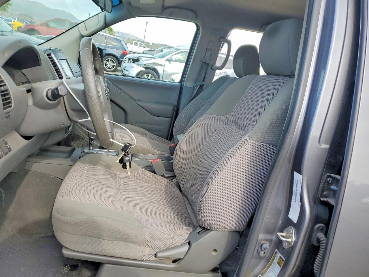 2019 NISSAN FRONTIER SV photo 19