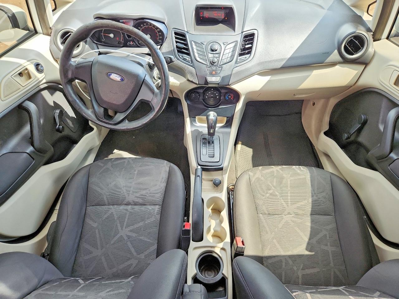 2012 FORD FIESTA S photo 15