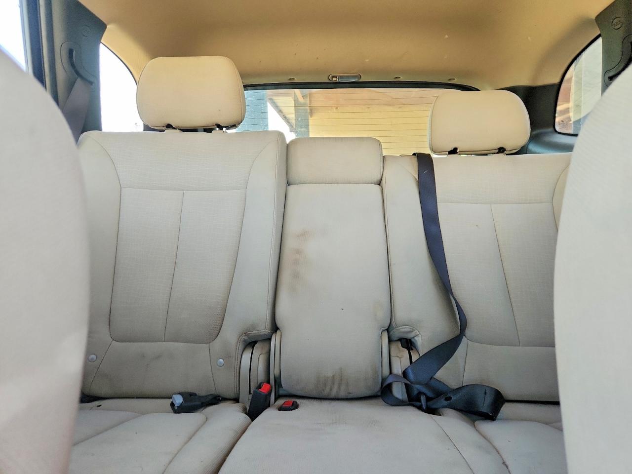 2012 HYUNDAI SANTA FE GLS photo 19