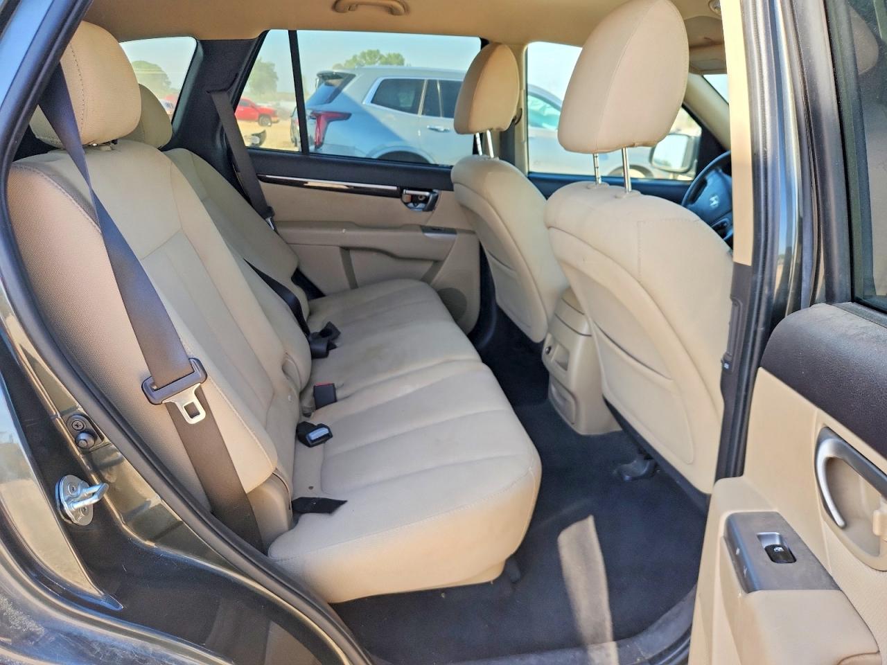 2012 HYUNDAI SANTA FE GLS photo 21