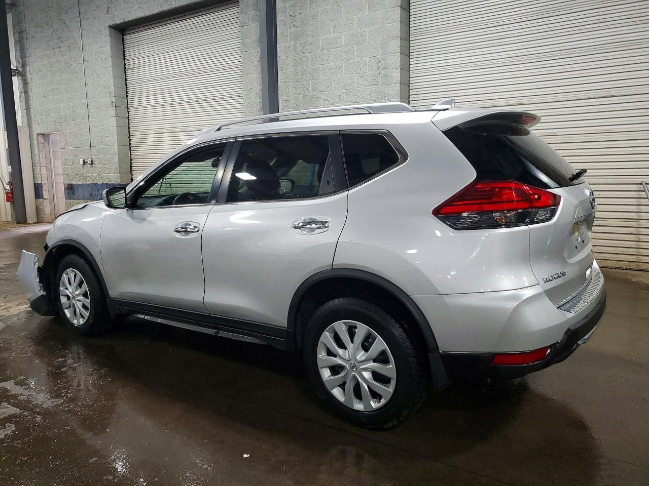 2017 NISSAN ROGUE S photo 3