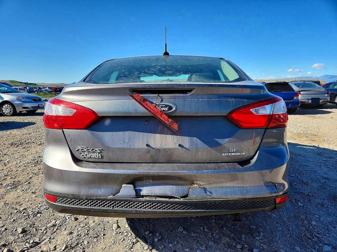 2014 FORD FOCUS SE photo 16