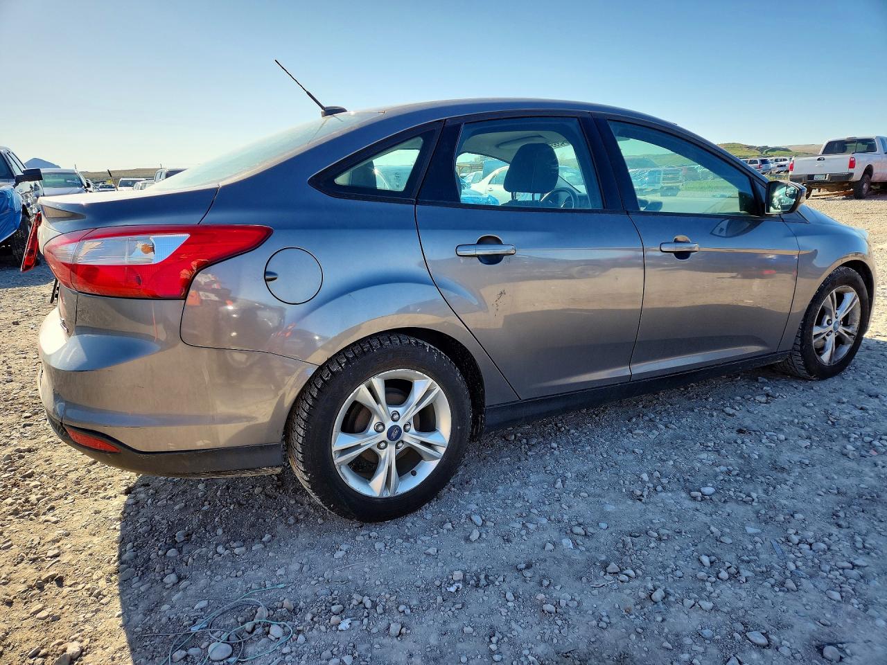 2014 FORD FOCUS SE photo 7