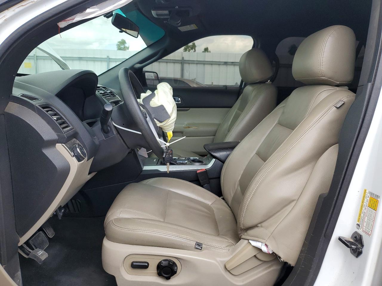 2015 FORD EXPLORER photo 7