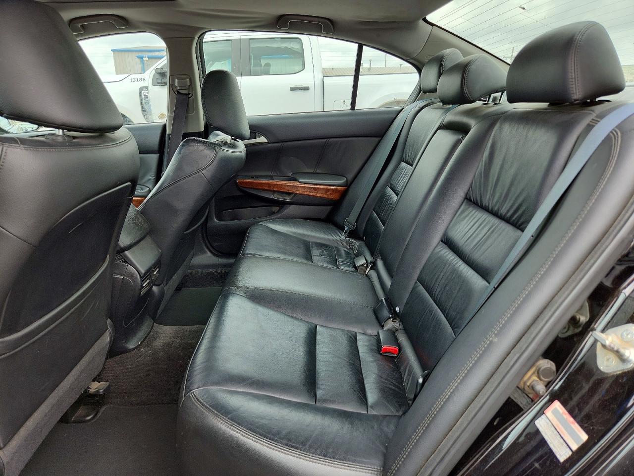 2011 HONDA ACCORD EXL photo 19