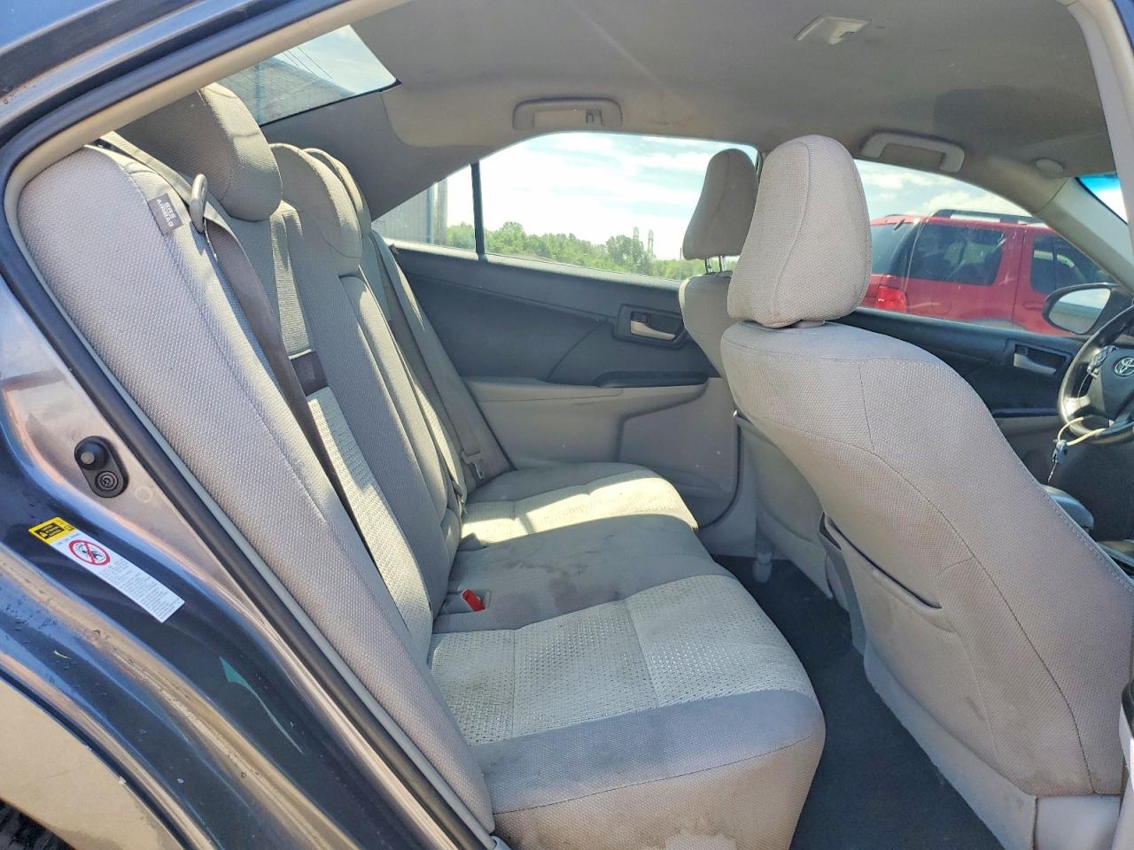2014 TOYOTA CAMRY LE photo 19