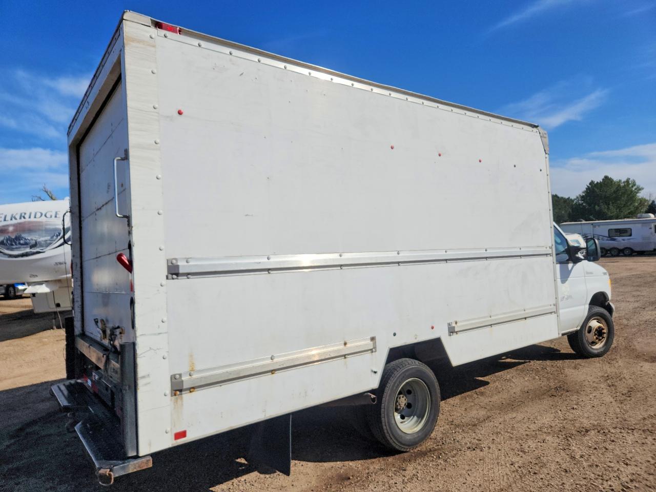 2006 FORD E350 BOX TRUCK photo 5