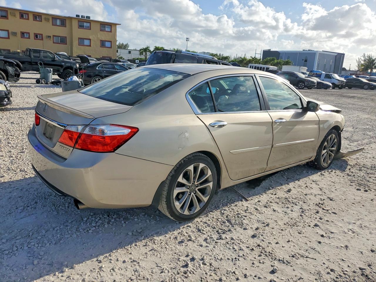 2013 HONDA ACCORD SPORT photo 7