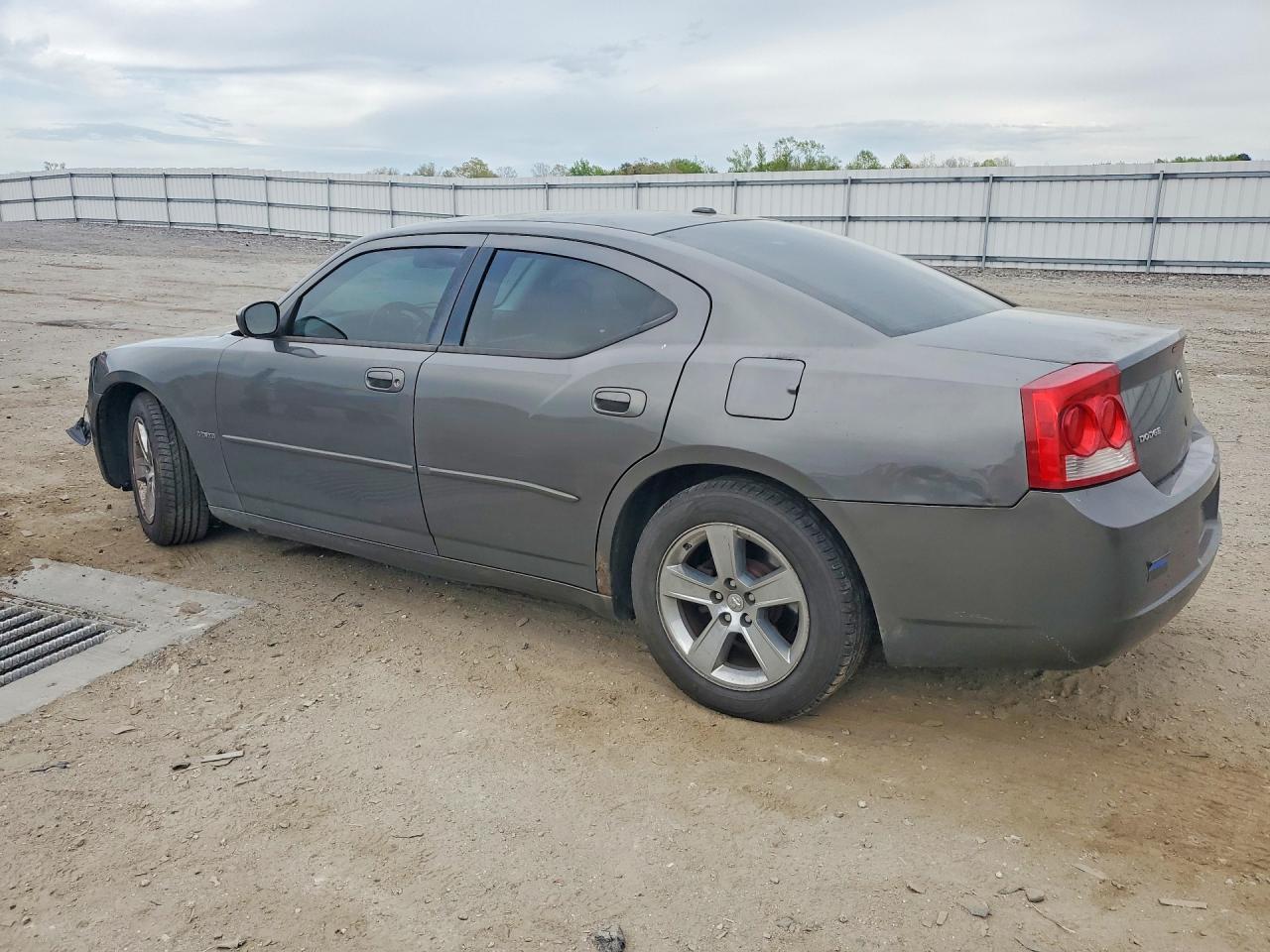 2009 DODGE CHARGER R photo 4