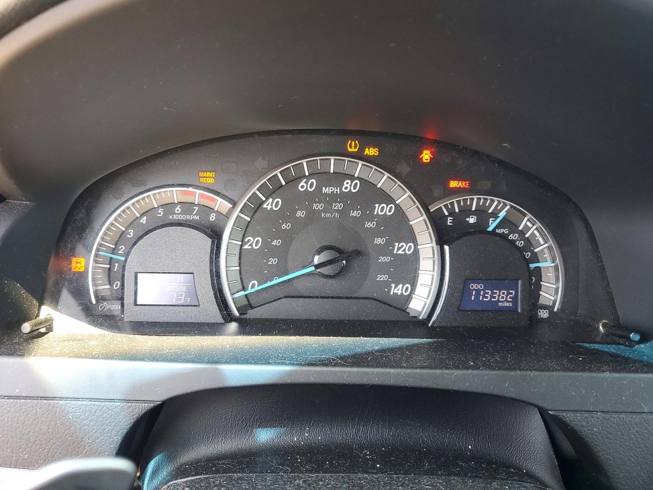 2013 TOYOTA CAMRY SE photo 17