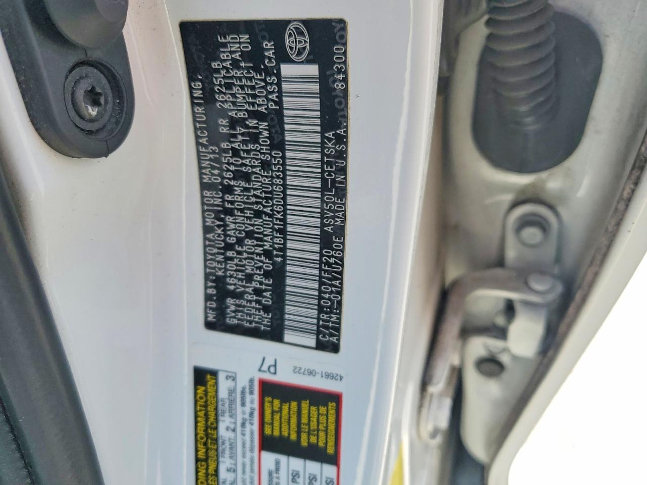 2013 TOYOTA CAMRY SE photo 23