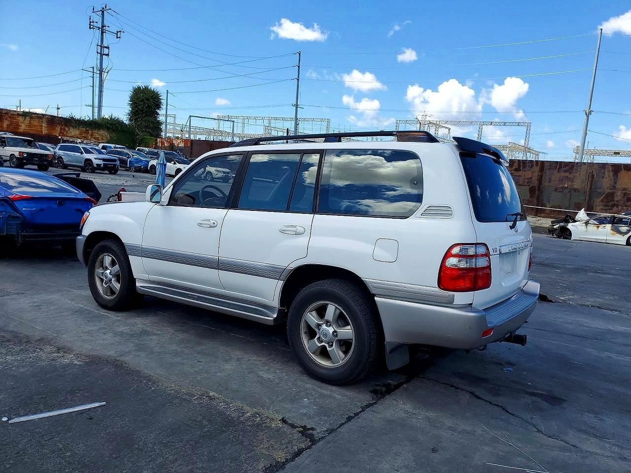 2003 TOYOTA LAND CRUISER BASE photo 4