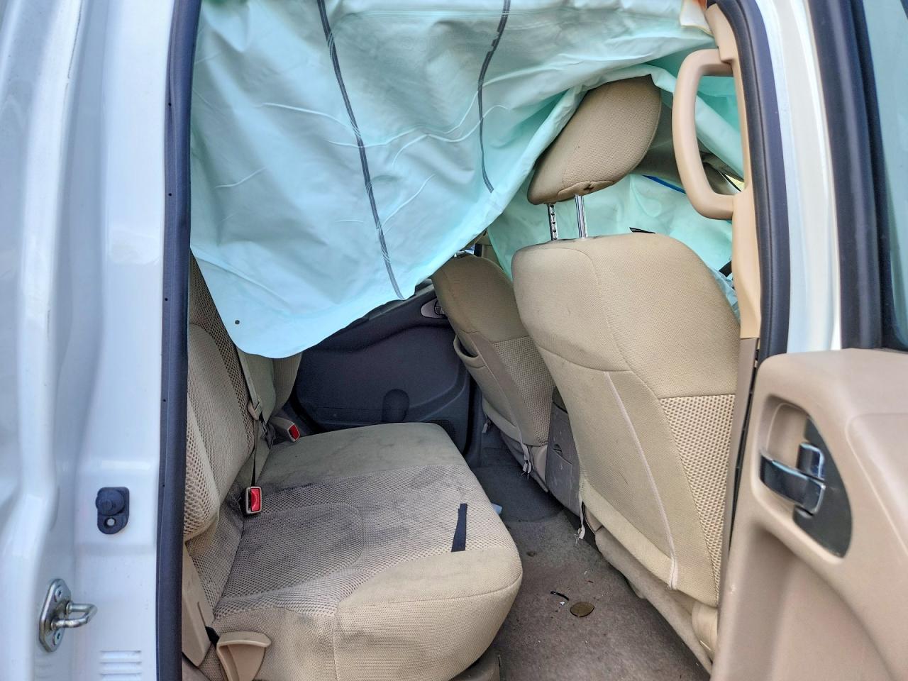 2019 NISSAN FRONTIER SV photo 28