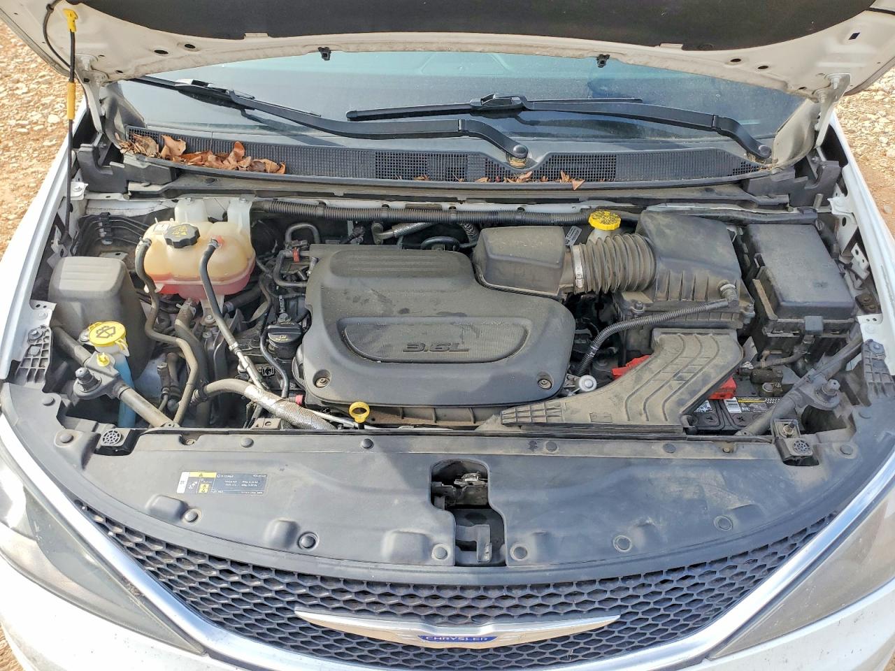 2019 CHRYSLER PACIFICA LX photo 23