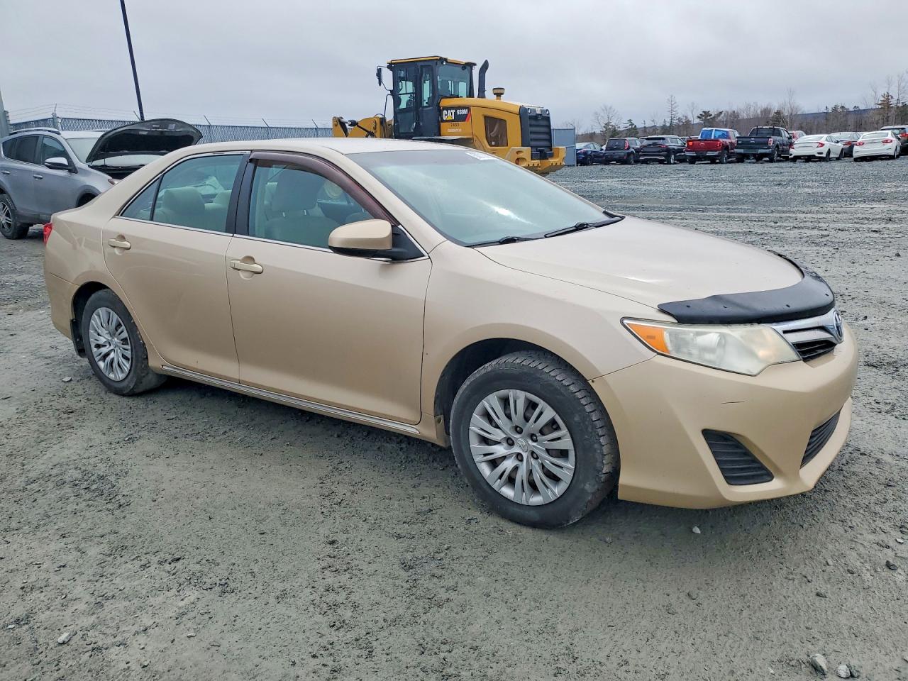 2012 TOYOTA CAMRY L photo 7