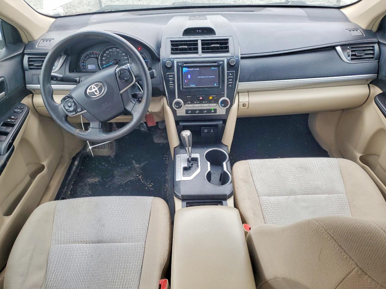 2012 TOYOTA CAMRY L photo 15