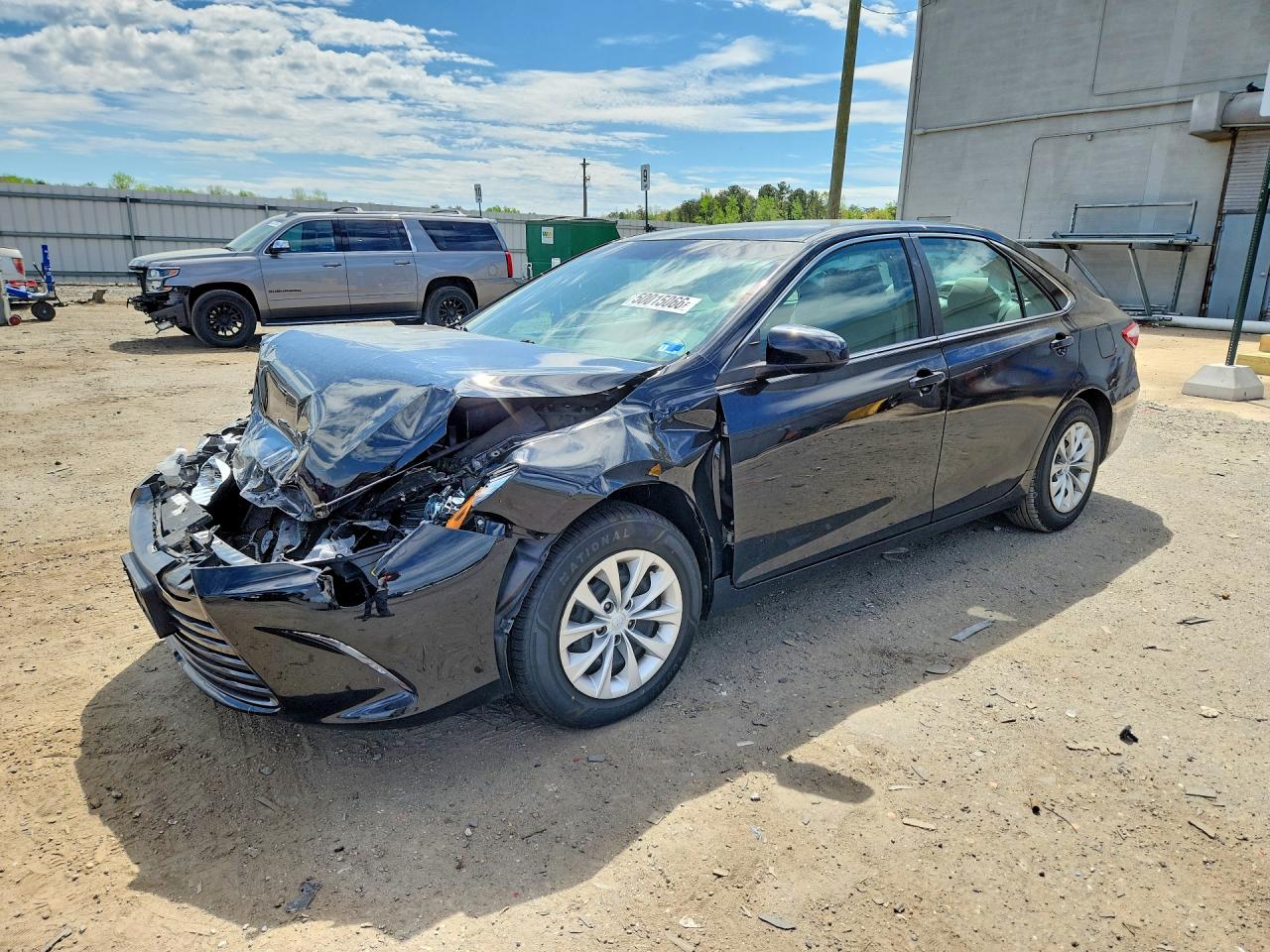 2016 TOYOTA CAMRY
