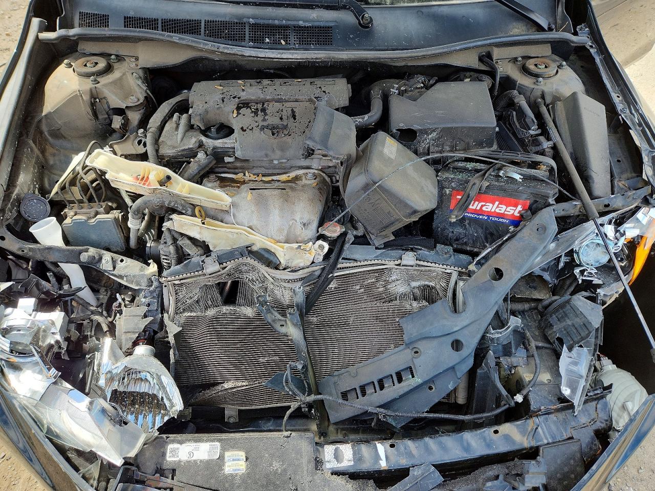 2016 TOYOTA CAMRY LE photo 21